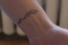 Αυτό που συμβαίνει στο tattoo που βλέπετε ξεπερνά κάθε φαντασία...