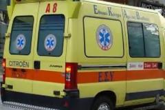 Περικοπές στα εκτός έδρας και των πληρωμάτων ασθενοφόρων του ΕΚΑΒ