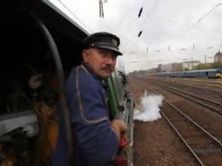 Φωτογραφία για Σύγκρουση τρένων κοντά στη Βουδαπέστη με 19 τραυματίες