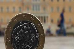 Ντάνιελ Γκρος: Το ελληνικό χρέος θα ήταν βιώσιμο χωρίς το ΔΝΤ