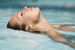 ΔΕΙΤΕ γιατί δεν πρέπει να ξεπλένετε αμέσως το 