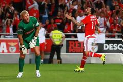 ΧΑΜΟΣ ΜΕ... ΜΗΤΡΟΓΛΟΥ ΣΤΗΝ ΠΟΡΤΟΓΑΛΙΑ! (VIDEO & PHOTOS)