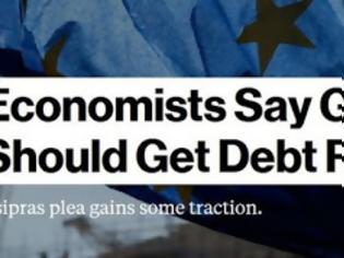 Φωτογραφία για Bloomberg: 9 στους 10 οικονομολόγοι τάσσονται υπερ της ελάφρυνσης του ελληνικού χρέους