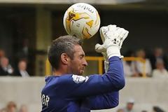 Ποιός έβαλε γράσο στη μπάλα;