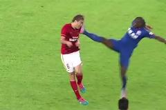 Τι έκανες ρε Ντεμπά;