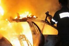 Αναστάτωση στην Εθνική Οδό Πατρών - Αθηνών από φωτιά σε νταλίκα