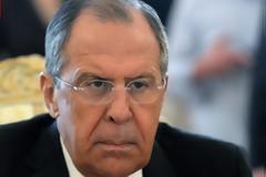 Λαβρόφ: Παρανοϊκές οι δηλώσεις του Ποροσσένκο για πιθανή επίθεση από Ρώσικη Ομοσπονδία
