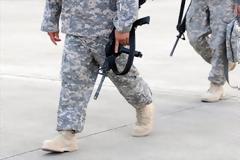 Δύο γυναίκες κατάφεραν να περάσουν το πρόγραμμα καταδρομέων του αμερικανικού στρατού