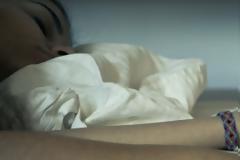 Τα 9 λάθη που κάνετε μετά τις 9 το βράδυ και επηρεάζουν τον ύπνο σας...