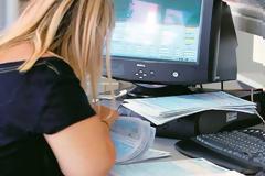 Γιατί είναι τόσο δύσκολη η συλλογή φόρων στην Ελλάδα;