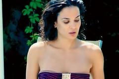 H Δήμητρα Ματσούκα χωρίς ρετούς στην παραλία