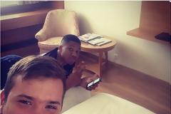 Ο ΑΓΡΑΒΑΝΗΣ ΚΑΙ Ο... ΣΥΓΚΑΤΟΙΚΟΣ ΤΟΥ! (ΡΗΟΤΟ)