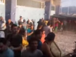 Φωτογραφία για Μυτιλήνη: Ξανά επεισόδια στο λιμάνι μεταξύ μεταναστών [video]