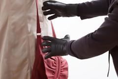 Το εφιάλτη έζησε ηλικιωμένη στον Εύοσμο - Η βόλτα που κατέληξε στο νοσοκομείο