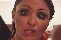 Τι συνέβη στην Έλενα Παπαρίζου;;;