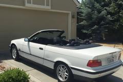 Πωλείται η BMW του Steve Jobs έναντι 15.000 δολαρίων