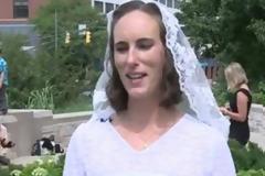 ΑΧ... Τι άλλο θα δούμε - ΑΥΤΗ είναι η γυναίκα που παντρεύτηκε τον... Θεό