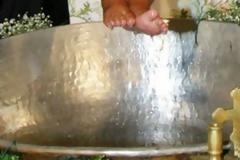 Κληρικός αρνήθηκε να κάνει τη βάφτιση αλλά… δεν φαντάζεστε για ποιο λόγο