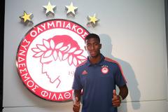 ΟΙ ΠΡΩΤΕΣ ΣΤΙΓΜΕΣ ΤΟΥ ΣΕΜΠΑ ΣΤΟΝ ΟΛΥΜΠΙΑΚΟ! *ΒΙΝΤΕΟ*