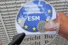 Σήμερα η πρώτη δόση από τον ESM για την αποπληρωμή του ομολόγου της ΕΚΤ