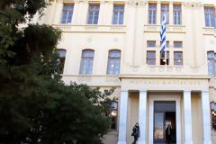 Δολοφονική επίθεση μέσα στο ΑΠΘ - Σε κρίσιμη κατάσταση η 48χρονη