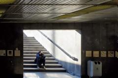 Οι ΗΠΑ στηρίζουν το δοκιμαζόμενο ΕΣΥ και συγκρίνουν τους δικούς τους με τους Έλληνες ανασφάλιστους