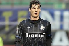 ΤΟ... ΒΙΟΛΙ ΤΟΥΣ ΜΕ ΤΟΝ ΘΡΥΛΟ ΟΙ ΙΤΑΛΟΙ!