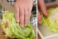 Βγάζει τη καρδιά ενός μαρουλιού και την τοποθετεί μέσα σε νερό… Δείτε τι συνέβη μετά από μια εβδομάδα... [video]