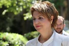 ΕΠΙΘΕΣΗ ΜΑΞΙΜΟΥ ΣΕ ΜΕΪΜΑΡΑΚΗ ΚΑΙ ΚΩΝΣΤΑΝΤΟΠΟΥΛΟΥ