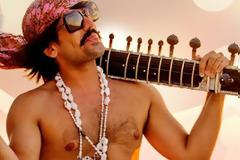 O Tonis Sfinos & The Playmates πάει mojito Bay λέμεεεε στις 28 Αυγούστου!