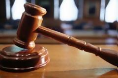 Ενώπιον Κακουργιοδικείου για κλοπή χαρτοφύλακα με €250,000