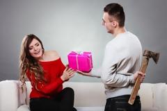 Τεστ: Πόσο εμπιστεύεσαι το σύντροφό σου;