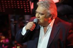 Δείτε τον Πασχάλη Τερζή μετά από καιρό - Ακαταμάχητη εικόνα...