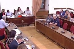 Αναβλήθηκε για την Κυριακή η διάσκεψη των προέδρων της Βουλής