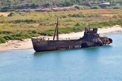 Διαβάστε την άγνωστη ιστορία πίσω από το ναυάγιο του Γυθείου [photos]