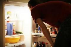 Ένα πολύ απλό κόλπο για να πετάτε λιγότερο φαγητό από το ψυγείο σας...