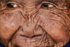 Ιαπωνία: Τέρμα τα ασημένια ποτήρια σάκε σε όσους κλείνουν τα 100