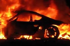 Ανάληψη Ευθύνης για τον εμπρησμό της αντιπροσωπείας της Porsche στη Γλυφάδα