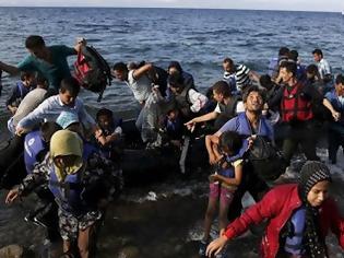 Φωτογραφία για Ασφυκτική η κατάσταση στη Μυτιλήνη, με 9.500 μετανάστες να βρίσκονται στο νησί
