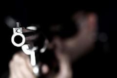 Πάτρα: Με περίστροφο αφαίρεσε 300 ευρώ από το Achaia Beach - Άναζητείται ο δράστης