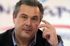 Πάνος Καμμένος: Βόλτα με το σκάφος που οδηγά ο ίδιος  [photo]