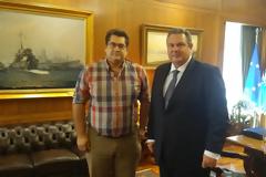 Συνάντηση ΥΕΘΑ Πάνου Καμμένου με τον αντιπεριφερειάρχη Νοτίου Αιγαίου