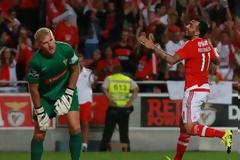 ΔΥΣΚΟΛΕΣ ΩΡΕΣ ΓΙΑ ΜΗΤΡΟΓΛΟΥ ΚΑΙ... ΣΑΜΑΡΗ!