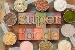 10 superfoods που βοηθούν στο αδυνάτισμα...