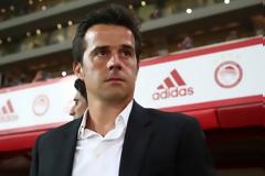 ΒΑΖΟΥΝ... ΔΥΣΚΟΛΑ ΣΤΟΝ ΣΙΛΒΑ!