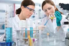 Επιστήμονες με Έλληνα επικεφαλής κλείνουν τον «διακόπτη» του καρκίνου