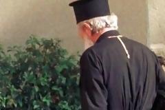 Έδειραν μέχρι και τον… παπά - Τρομερό σκηνικό σε βάπτιση στην Πρέβεζα