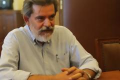 Ο ΣΚΙΤΣΟΓΡΑΦΟΣ ΣΤΑΘΗΣ ΕΠΙΚΕΦΑΛΗΣ ΣΤΟ ΨΗΦΟΔΕΛΤΙΟ ΤΗΣ ''ΛΑΪΚΗΣ ΕΝΟΤΗΤΑΣ''