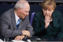 Αποκάλυψη ΣΟΚ: Πώς η Μέρκελ άφησε στην άκρη τον Σόιμπλε και το σχέδιο του για προσωρινό Grexit