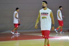 «ΕΥΧΑΡΙΣΤΩ ΤΟΝ ΣΦΑΙΡΟΠΟΥΛΟ, ΑΛΛΑ ΚΑΙ ΤΟΥΣ ΠΡΟΕΔΡΟΥΣ!»